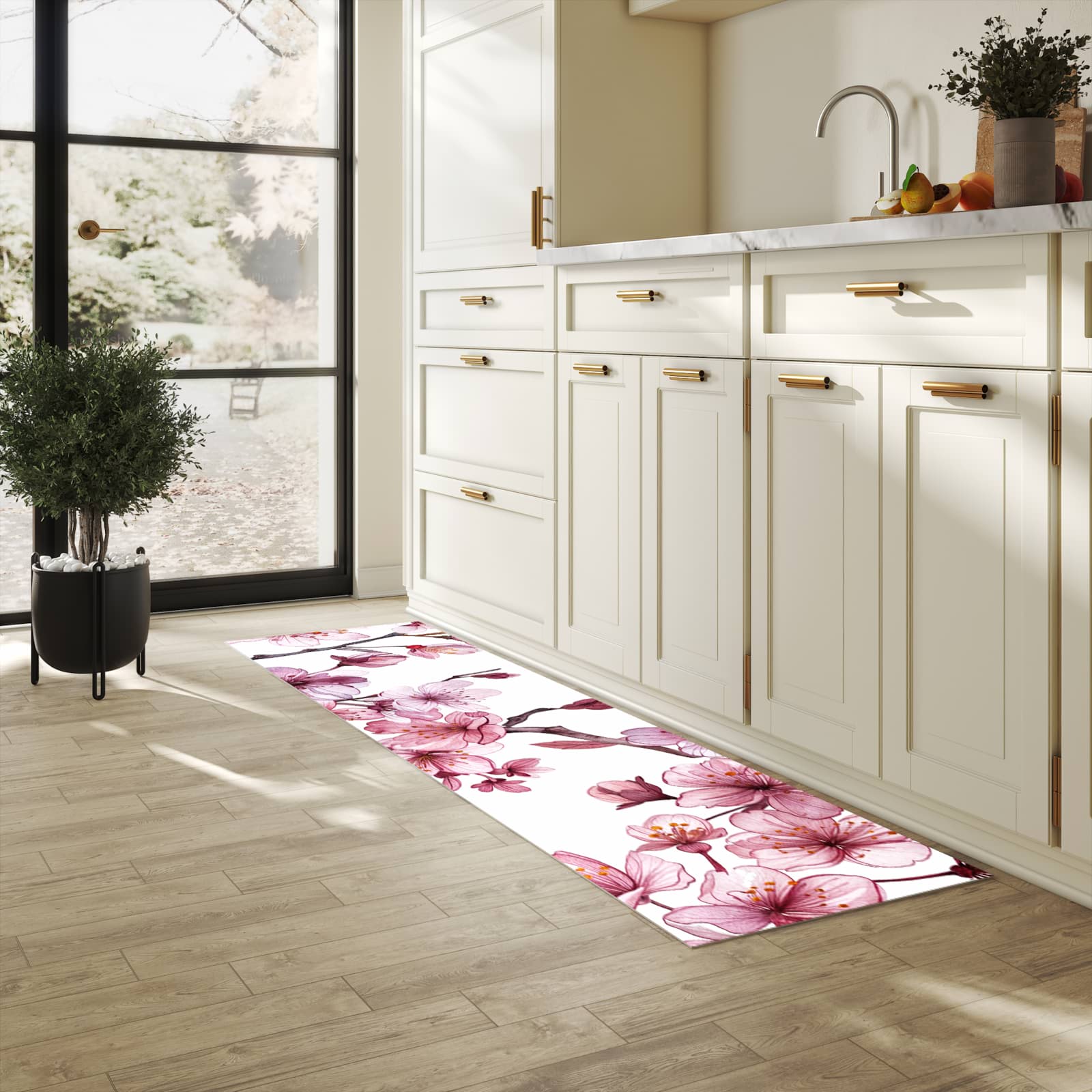 Wasserabweisender Küchenläufer mit Motiv Blütenmeer in heller Küche