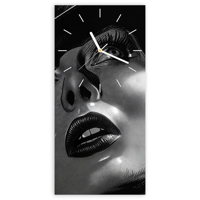 Wanduhr Schattenporträt aus Glas – Hochformat 30 × 60 cm mit Ziffernblatt Linie