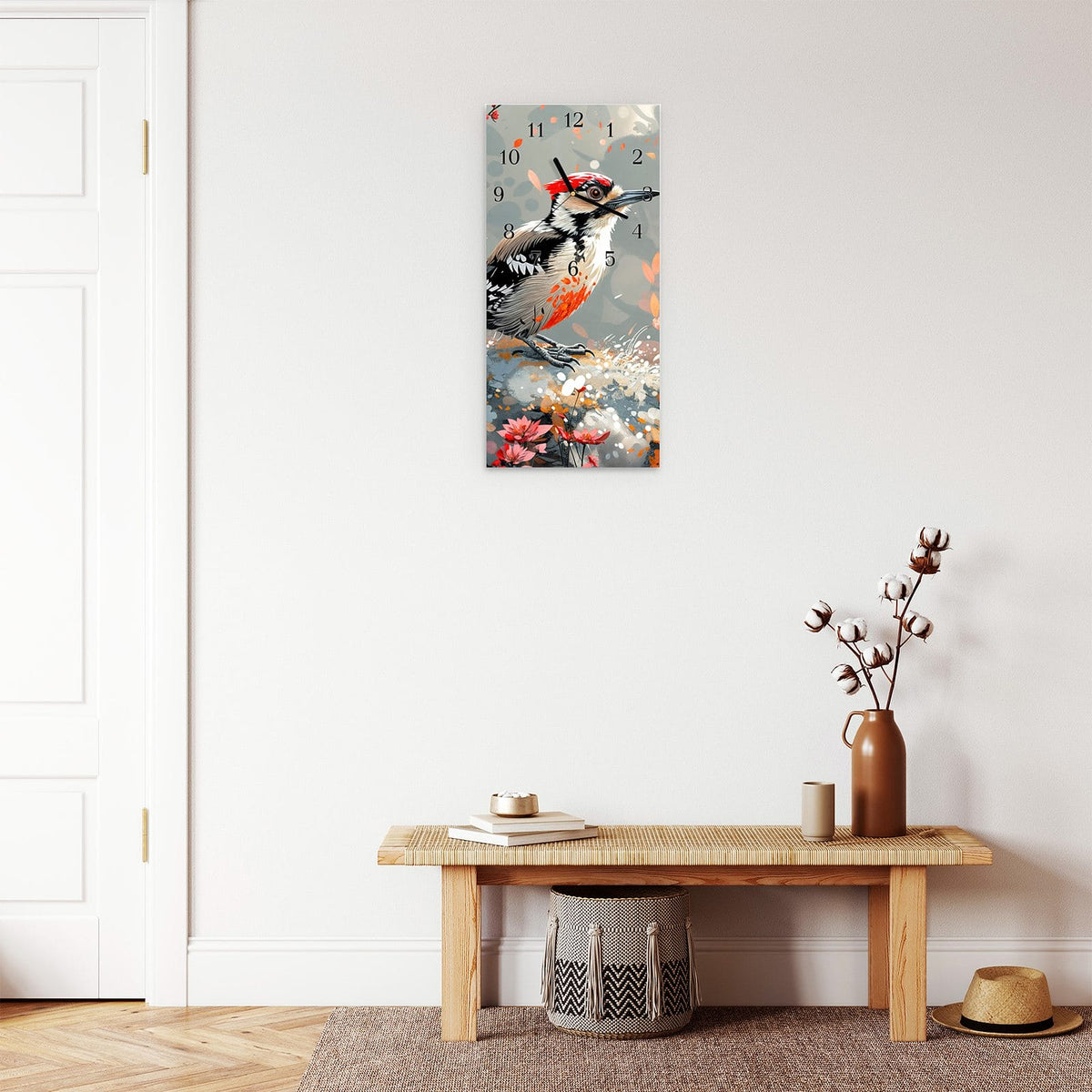 Moderne Wanduhr aus Glas mit Farbtiefe – Wanduhr Specht zwischen Blumen aus Glas – Hochformat 30 × 60 cm
