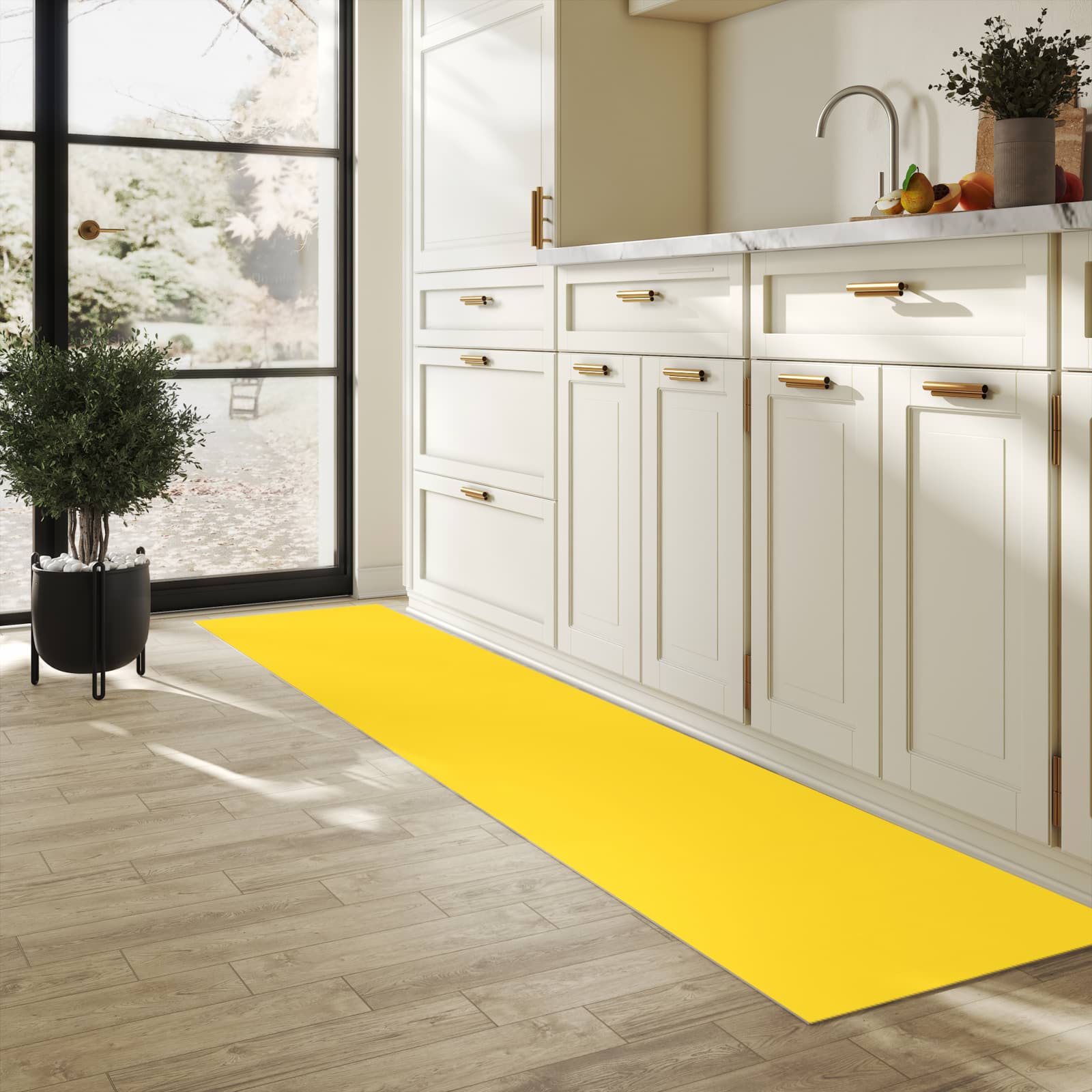 Küchenläufer mit Motiv Oranger Hintergrund II in heller Küche für sichere Aufbewahrung