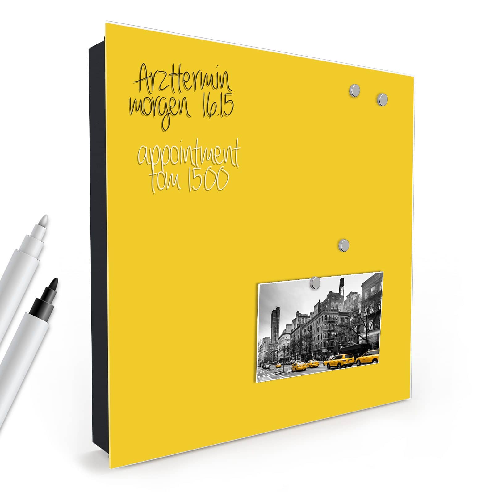 Zeitsparender Schlüsselkasten mit Motiv Oranger Hintergrund II in schräger Produktansicht mit Zubehör