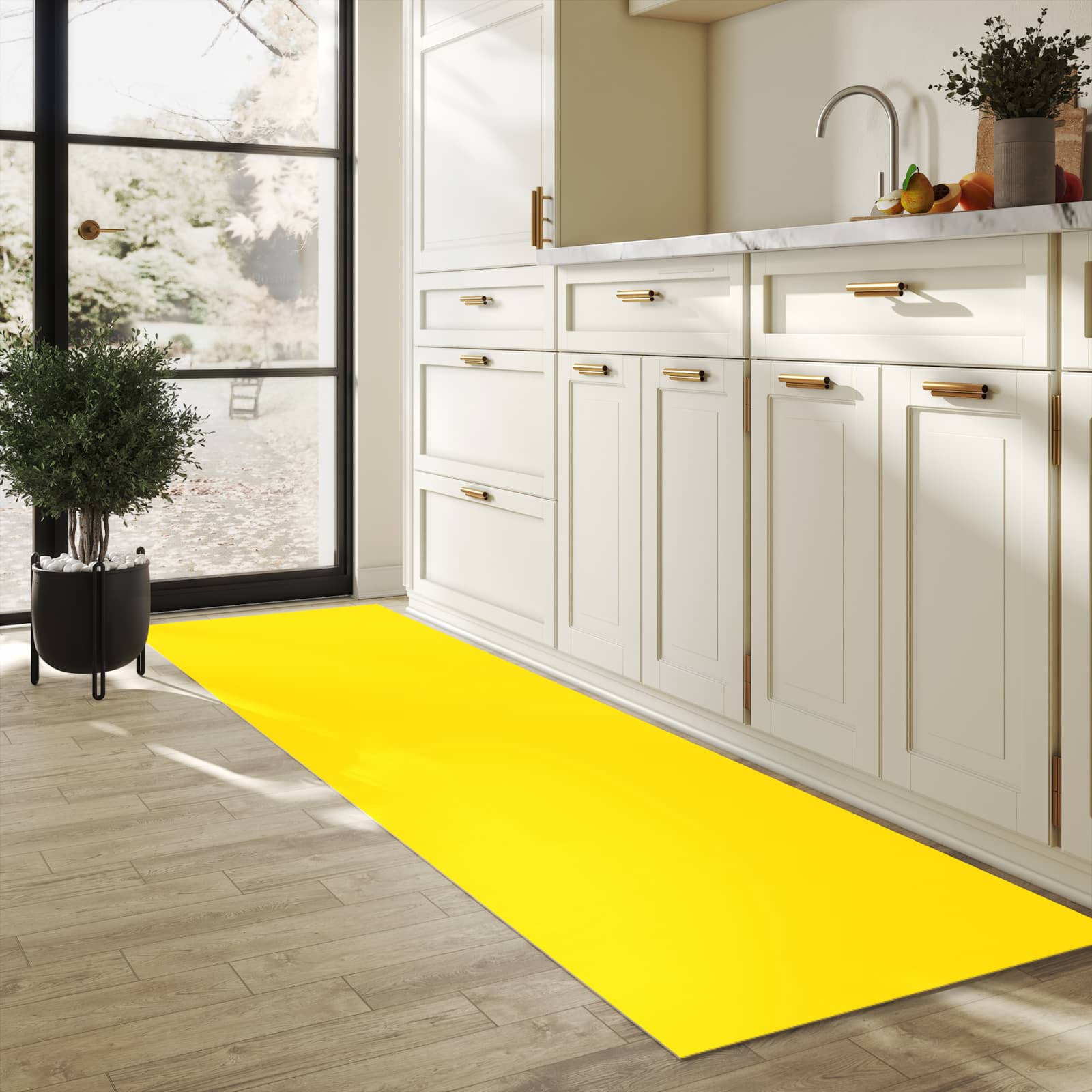 Langlebiger Küchenläufer mit Motiv Oranger Hintergrund III in heller Küche