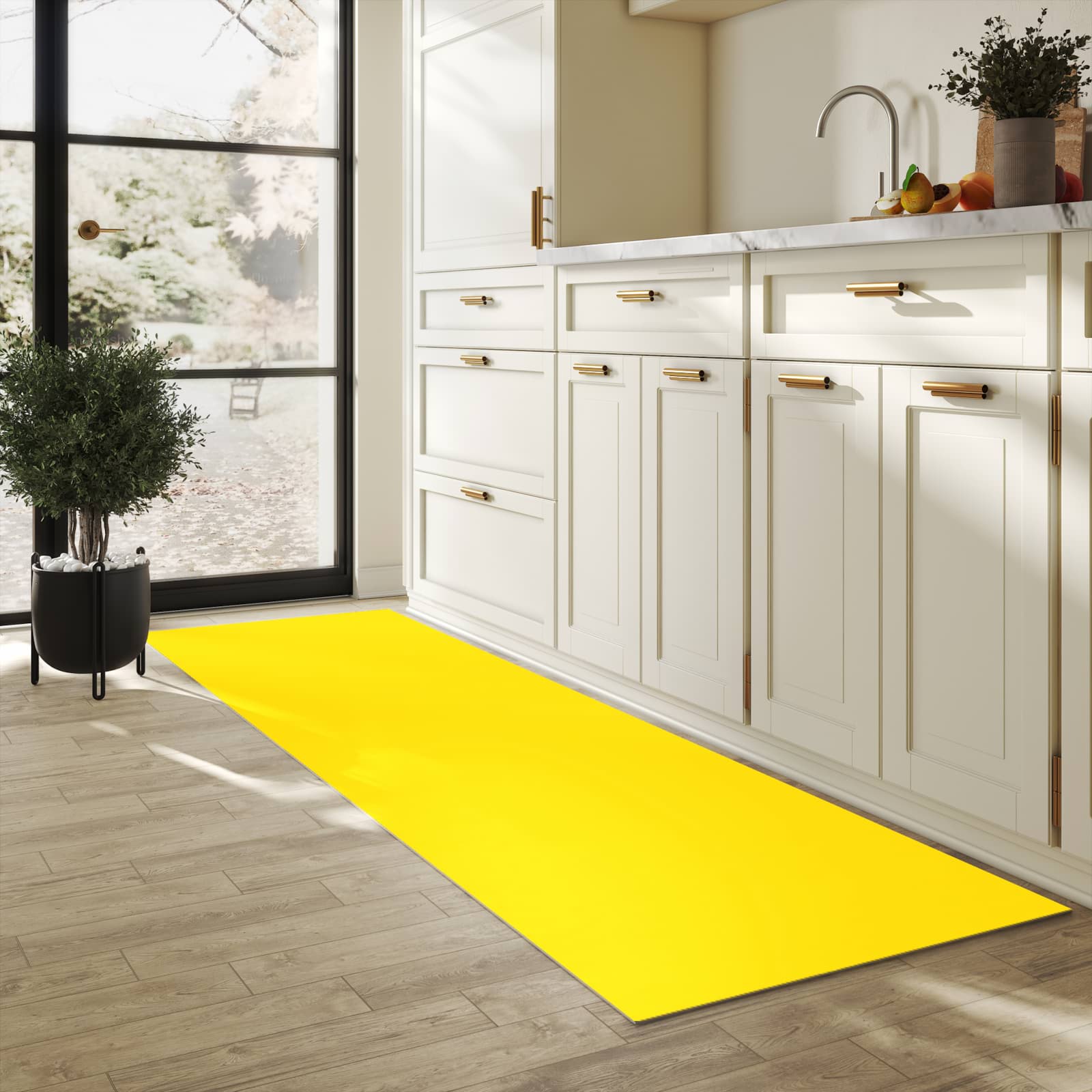 Abwaschbarer Küchenteppich mit Motiv Oranger Hintergrund III in heller Küche