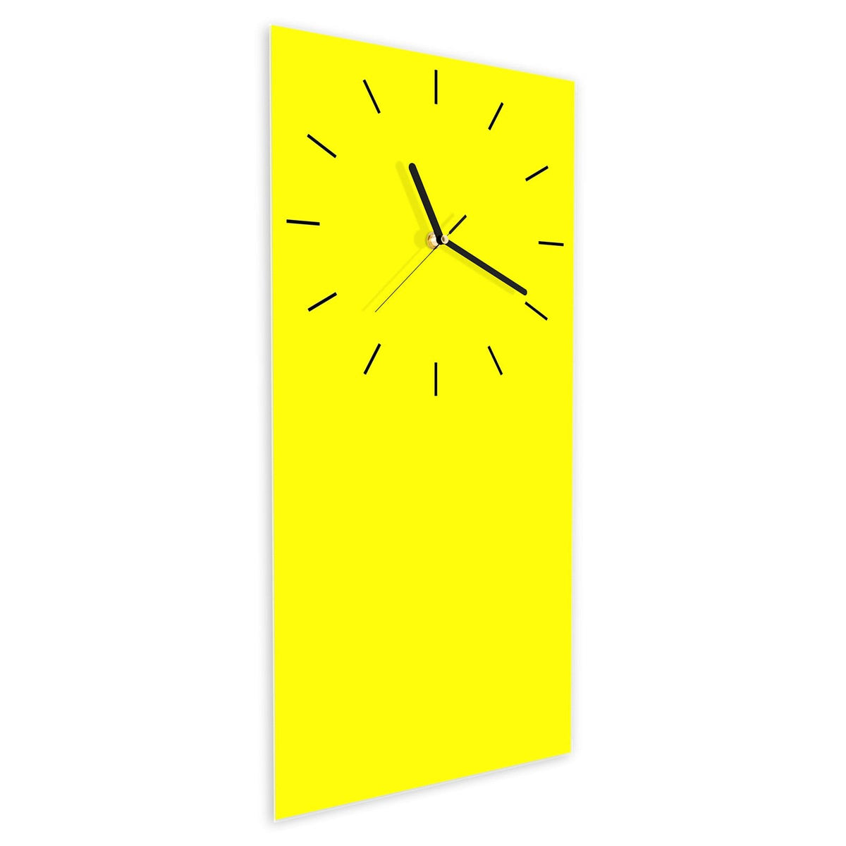 Wanduhr aus Glas im Hochformat Zitronengelb schräg von der Seite, 4 mm starkes Glas