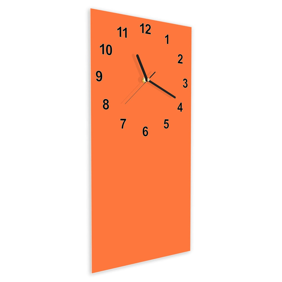 Wanduhr aus Glas im Hochformat Korallenorange schräg von der Seite, 4 mm starkes Glas