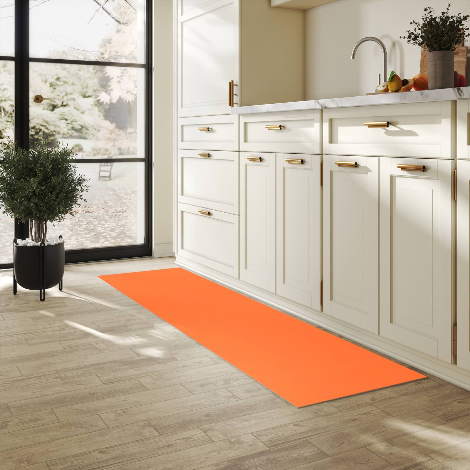 Zeitsparender Küchenteppich mit Motiv Dunkeloranger Hintergrund II in heller Küche