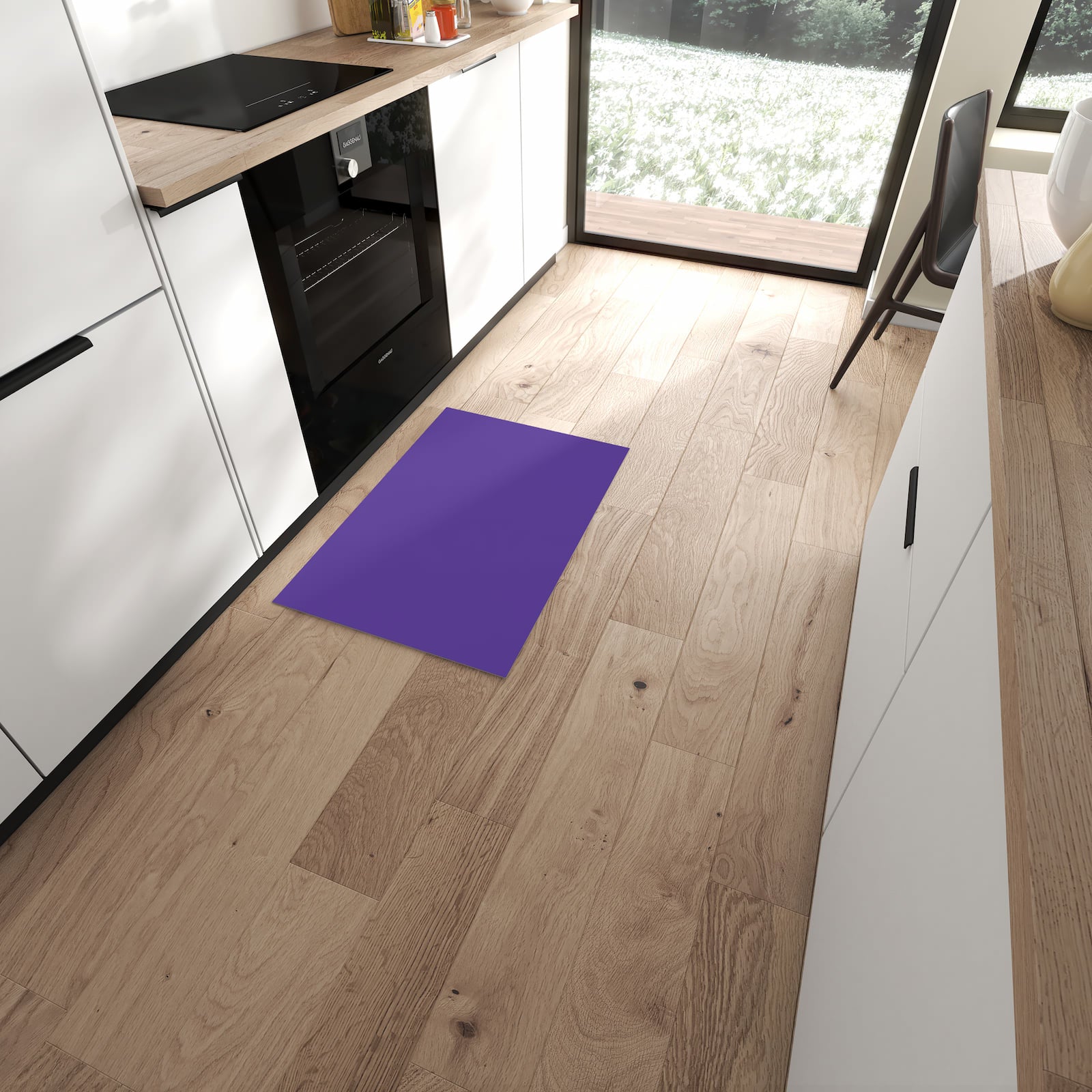 Komfortabler waschbarer Küchenteppich mit Motiv Lila Hintergrund I in moderner Küche