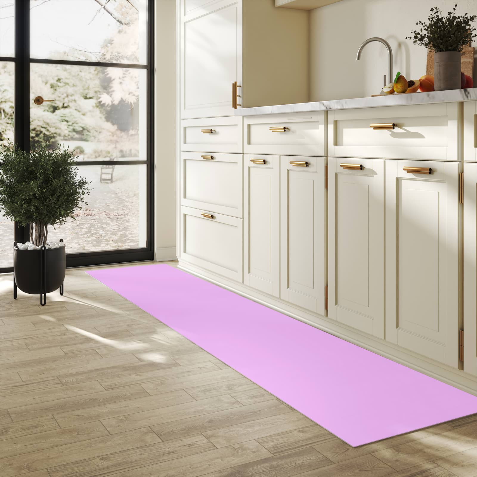 Fleckenresistenter Küchenläufer mit Motiv Violetter Hintergrund II in heller Küche