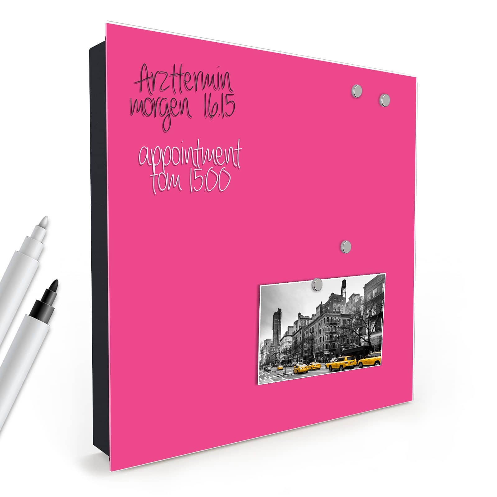 Leichter Schlüsselkasten mit Motiv Pinker Hintergrund in schräger Produktansicht mit Zubehör