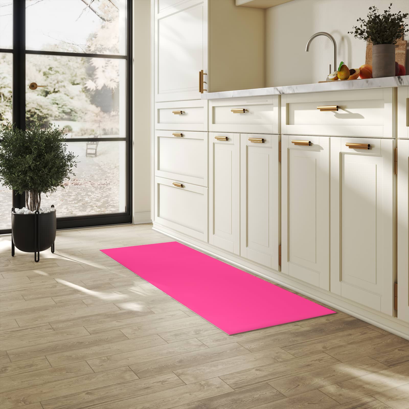 Abwaschbarer Küchenteppich mit Motiv Pinker Hintergrund in heller Küche