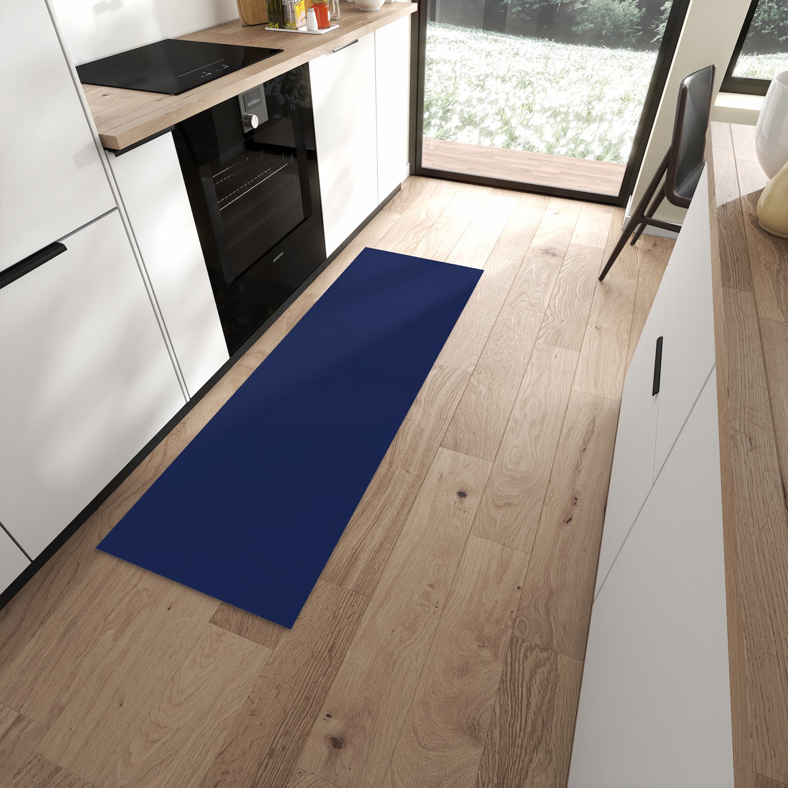 Waschbarer Küchenteppich mit Motiv Marineblauer Hintergrund II in moderner Küche für sichere Aufbewahrung