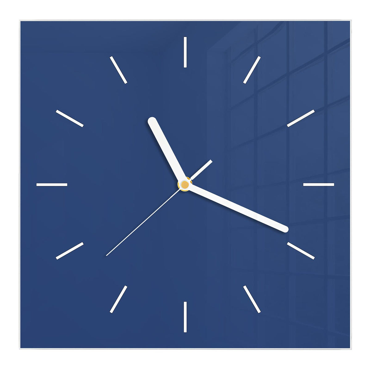 Wanduhr aus Glas, Ziffernblatt Linie mit Motiv Jeansblau: Mittleres, leicht graues Marineblau als Vollfläche
