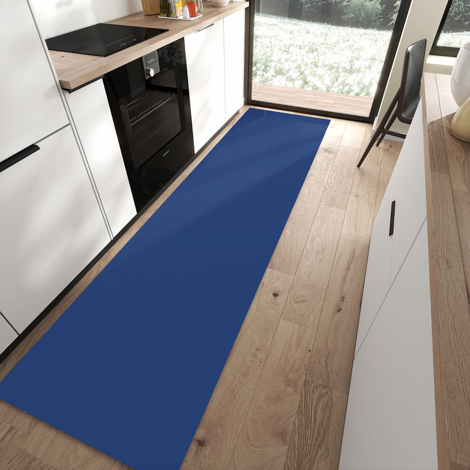 Bodenschonender langer Teppich mit Motiv Marineblauer Hintergrund III in moderner Küche