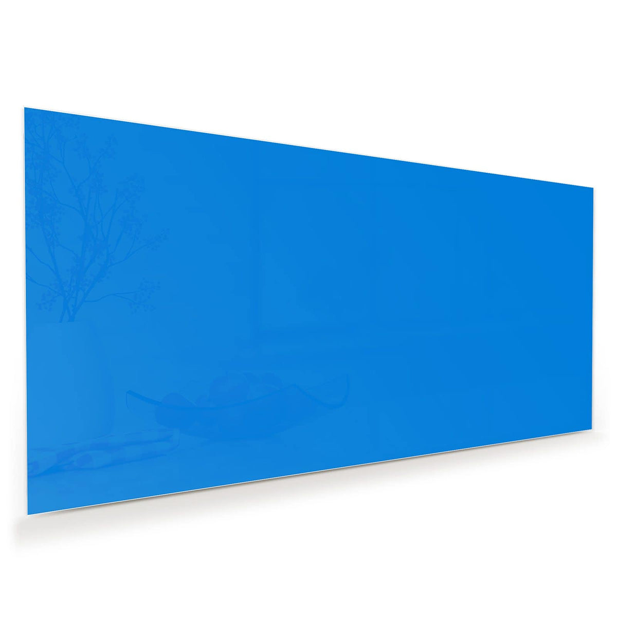 Vollflächiges leuchtendes Mittelblau