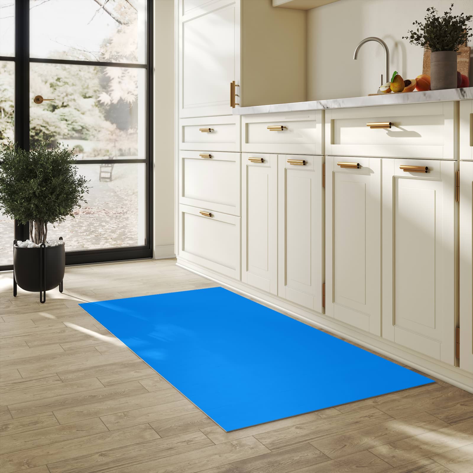 Strapazierfähiger Küchenteppich mit Motiv Hellblauer Hintergrund I in heller Küche