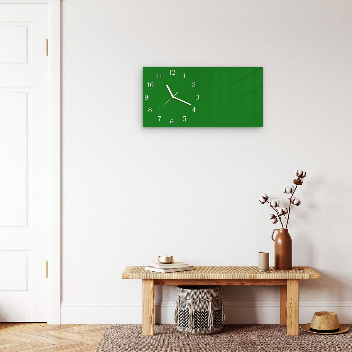 Moderne Wanduhr aus Glas mit Farbtiefe – Wanduhr Grüner Hintergrund I aus Glas – Querformat 60 × 30 cm