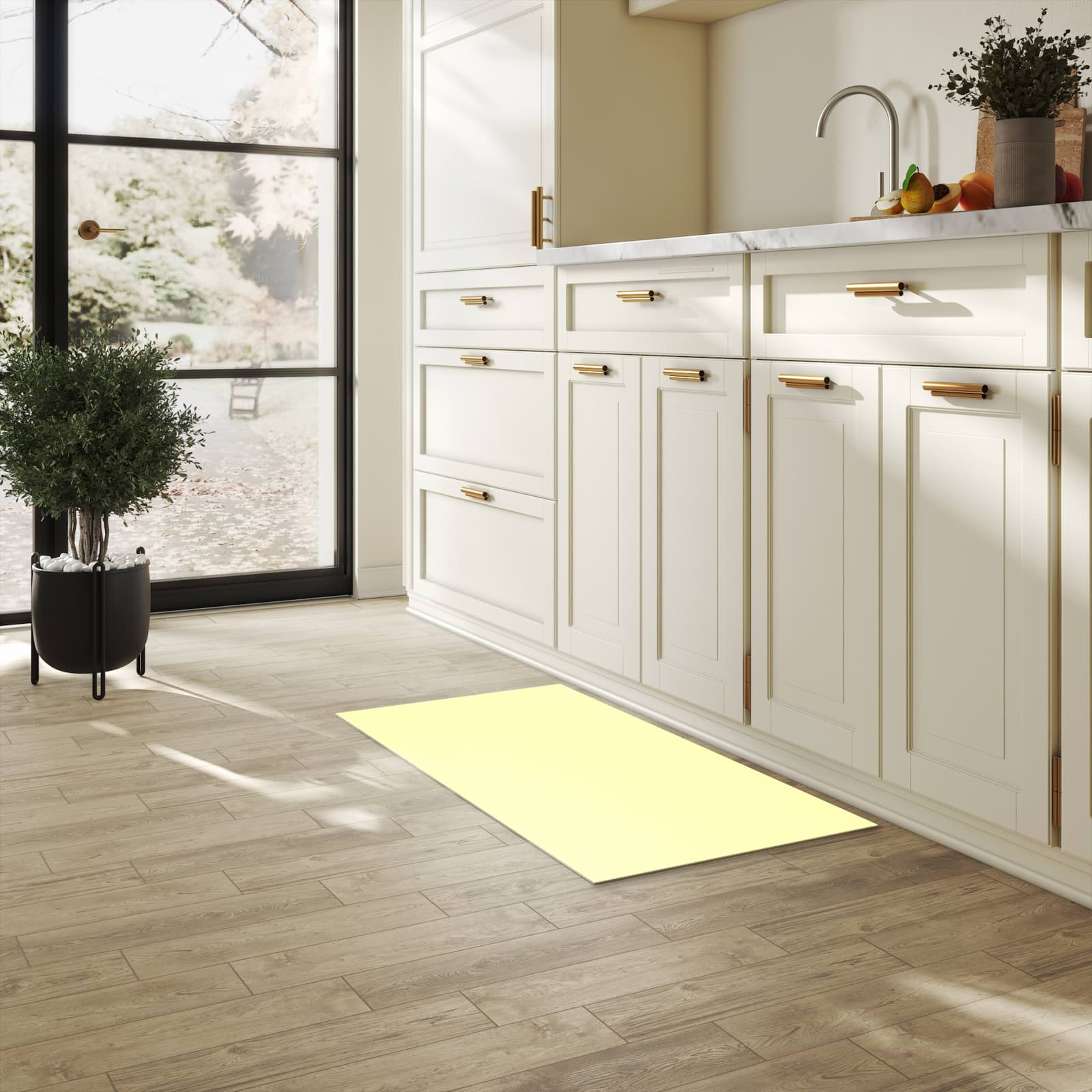 Langlebiger Teppichläufer mit cremefarbenem Hintergrund-Motiv in der Küche